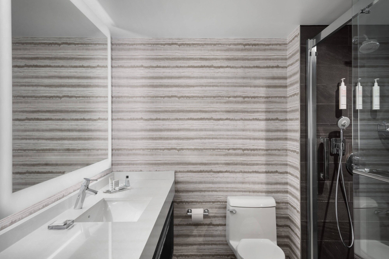 Bathroom 5, Bridgewater Marriott, Somerset