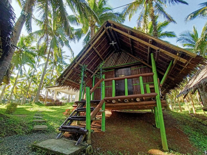 Exterior 2