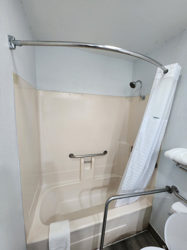 Bathroom 4, Super 8 by Wyndham Shreveport, Caddo
