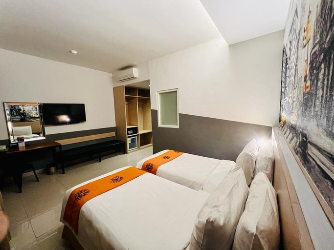 Bedroom 13