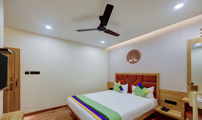 Bedroom 3, Treebo Aasma Downtown, Khordha