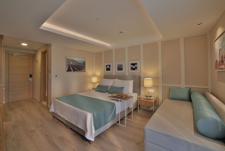 Bedroom 3, Rawda Resort Hotel Altinoluk, Edremit