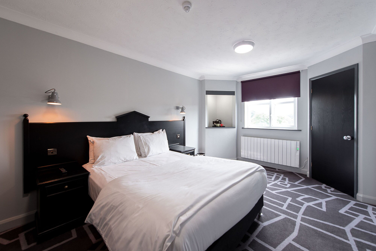 Bedroom 3, Village Hotel Liverpool, Knowsley
