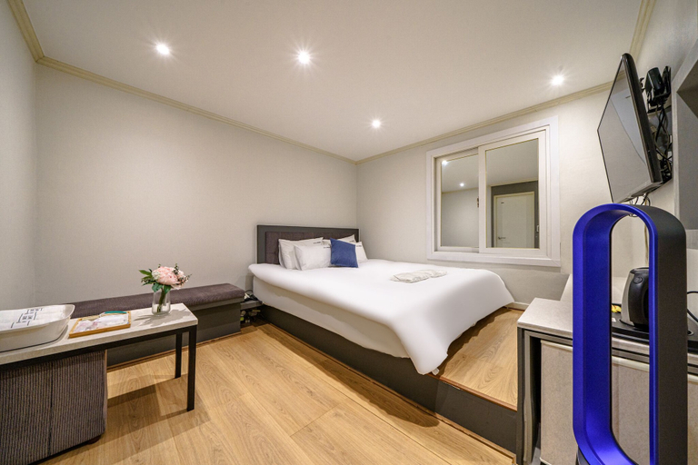 Bedroom 5, Waba Classic, Suyeong