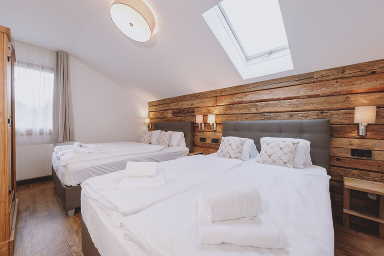 Bedroom 2, Chalet Badia by we rent, Zell am See