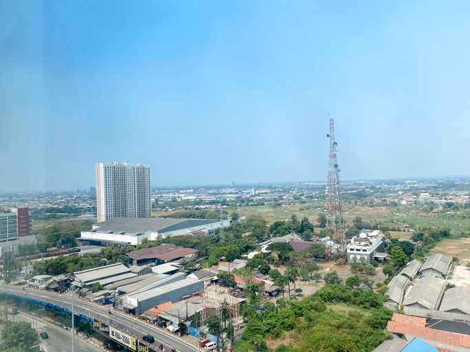 Exterior & Views, Cozy and Best Deal Studio at Pollux Chadstone Apartment By Travelio, Cikarang