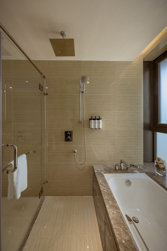 Bathroom 5, Pan Pacific Serviced Suites Nairobi, Westlands