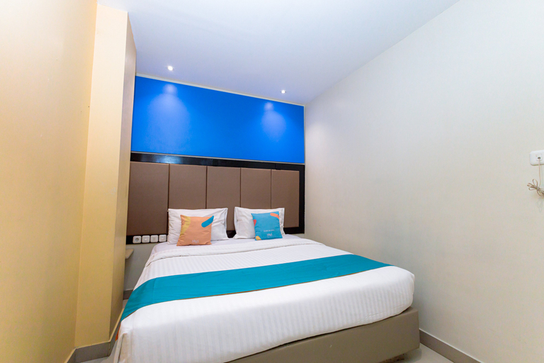Bedroom 2, Sans Hotel Liv Ancol by RedDoorz, North Jakarta