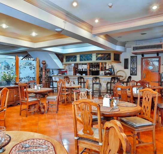 Food & Drinks 4, Crown Regency Residences Cebu, Cebu City