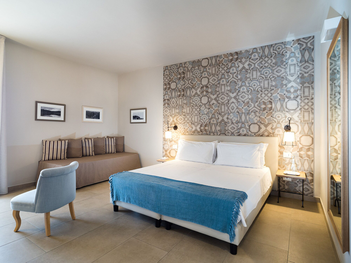 Bedroom 3, Rocca dei Saraceni, Enna