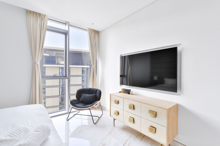 Room 5, Luxury 2BR plus maids room in Bluewaters, Dubai