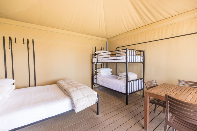 Bedroom 3, NRMA Lake Somerset Holiday Park, Kilcoy
