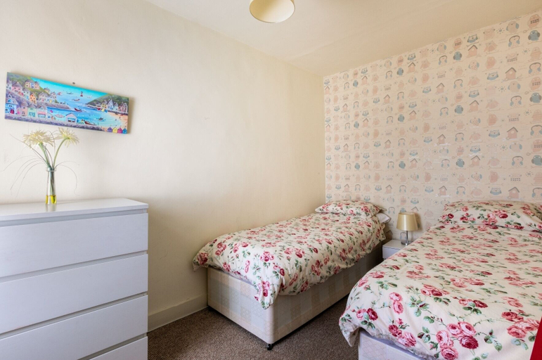 Bedroom 3, 2 b&b 40 Percent off Weekly Half Price Monthly, Kent