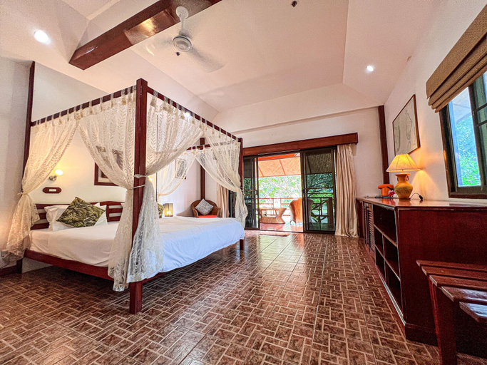 Bedroom 3, Cruiser Island Resort by Swiss-Belhotel, Phuket Island