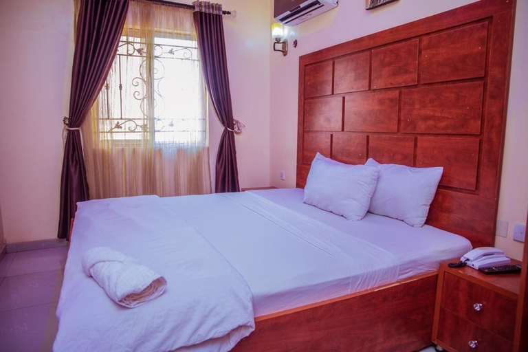 Bedroom 2, BINTOO HOTEL LIMITED, Shagamu