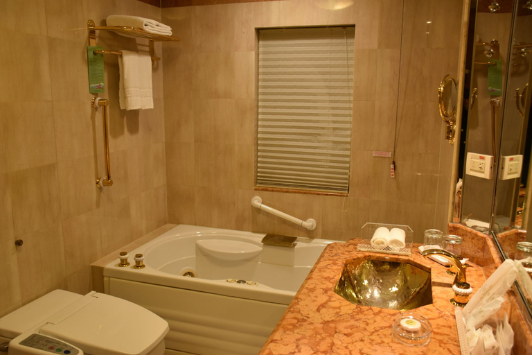 Bathroom 4, Evergreen Laurel Hotel Taipei, Taipei City