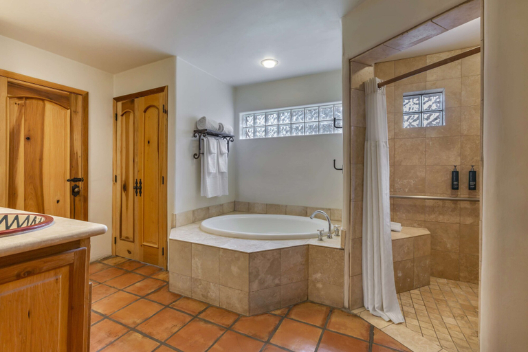 Bathroom 4, Hilton Vacation Club Rancho Manana Phoenix/Cave Creek, Maricopa