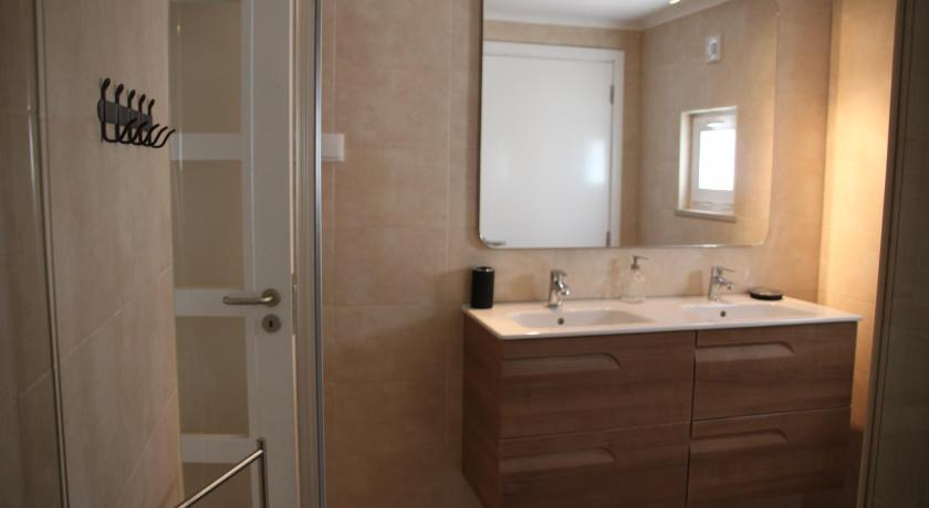 Bedroom 5, Casa do Loureiro Branco, Santarém