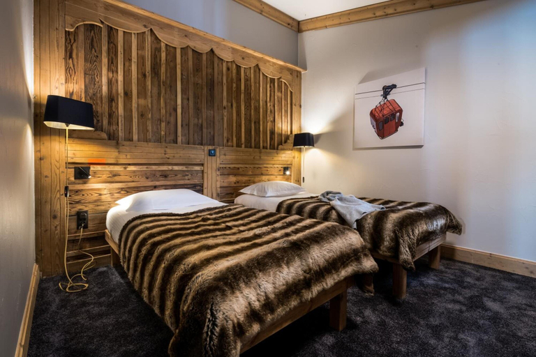 Bedroom 5, Hôtel Les Suites du Montana by Les Etincelles, Savoie