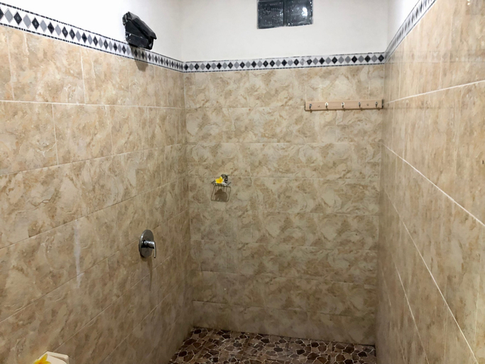 Bathroom 4, De Nau Home, Klungkung