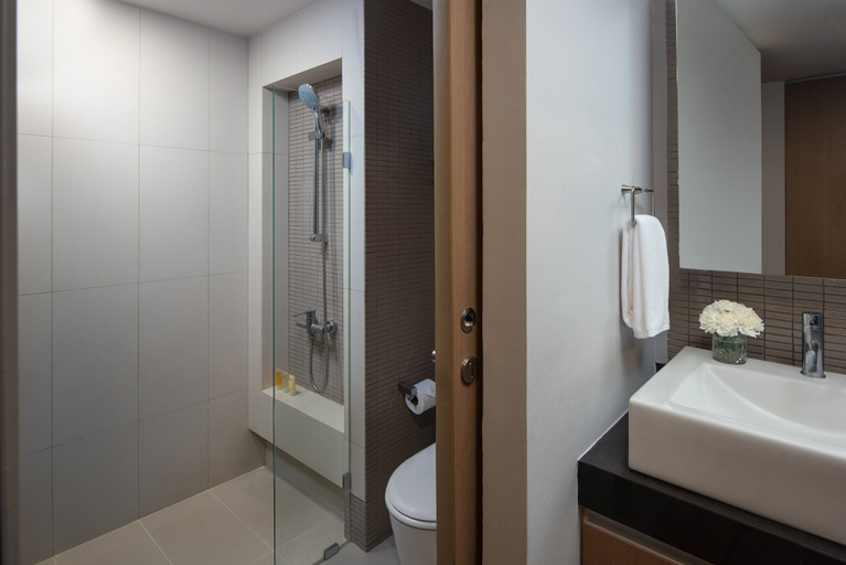 Bathroom 5, Citadines Sukhumvit 8 Bangkok, Khlong Toey