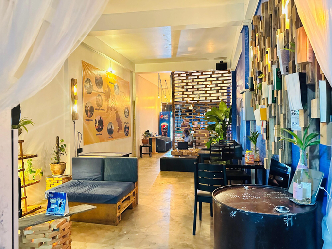 Others 2, TT Hostel, Vientiane