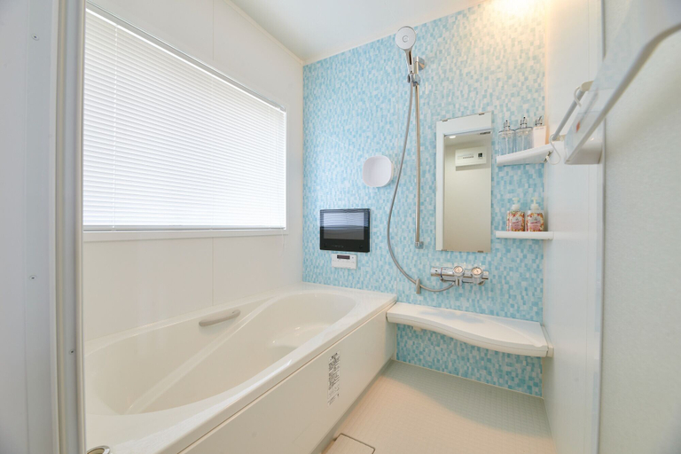 Bathroom 3, Rush Awaji Guppy - Seaside Holiday Home, Awaji