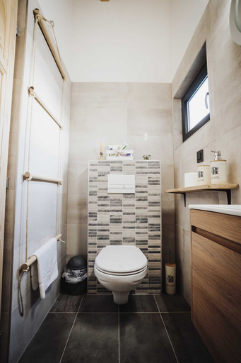 Bathroom 4, Holiday Home Nightswim Inn, Vrbovec