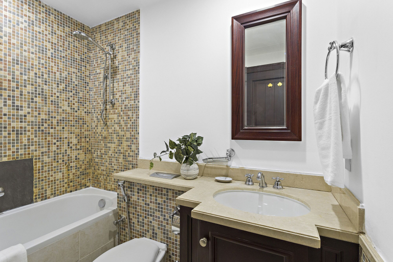Bathroom, Silkhaus Zaafaran, Downtown Dubai, Dubai