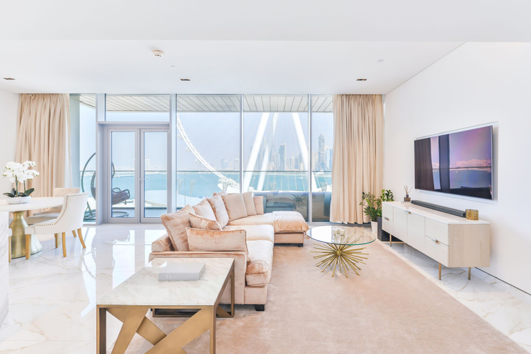Living area 3, Luxury Beachfront 2BR w Stunning SeaView, Dubai