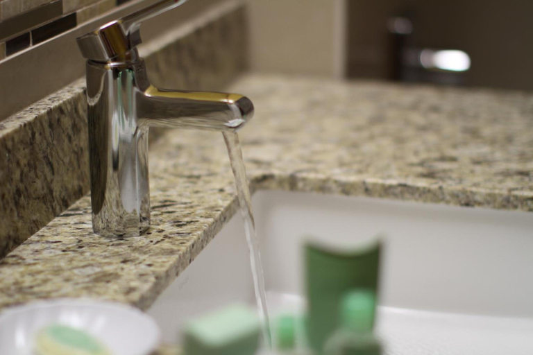 Bathroom 4, Marble Waters Hotel & Suites, Trademark by Wyndham, Duval