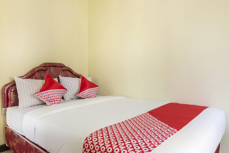 Bedroom 2, Hotel O Grand Suites Palace Syariah, Cianjur
