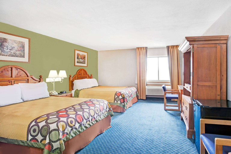 Bedroom 3, Super 8 by Wyndham West Memphis, Crittenden