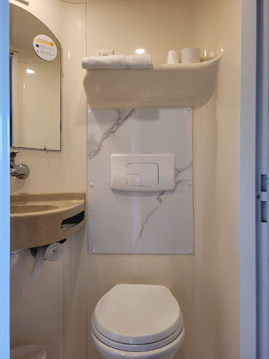 Bathroom 5, Première Classe Metz Nord - Sémécourt, Moselle