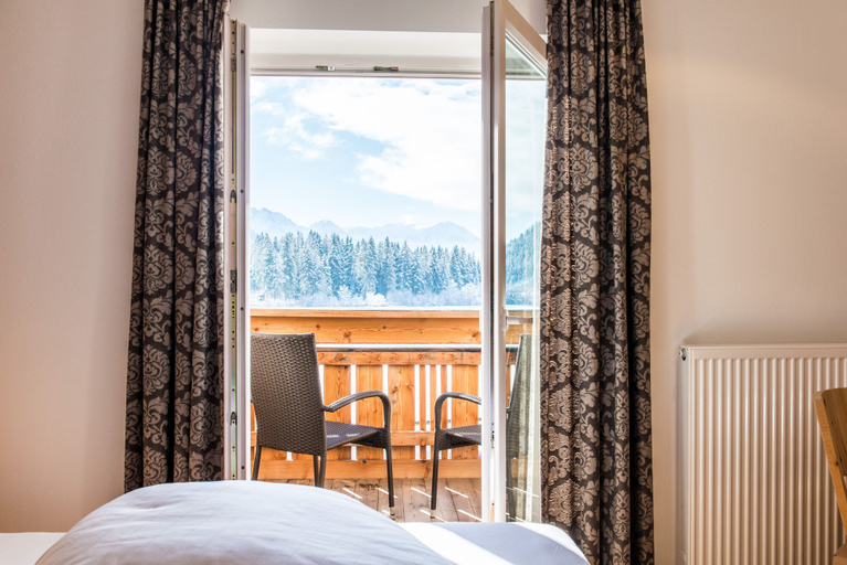 Bedroom 2, Hotel Antholzerhof, Bolzano