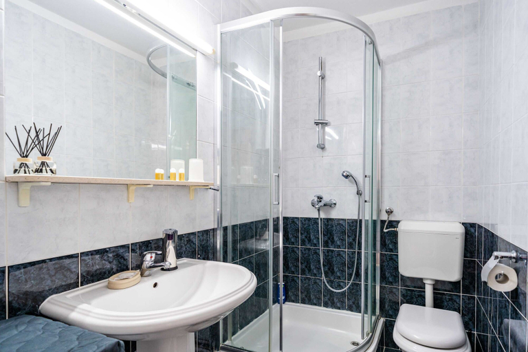 Bathroom 3, Apartment Marieta, Dubrovnik