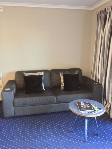 Others 4, Bay City Motor Lodge, Timaru