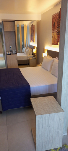 Bedroom 3, Platinum Cocotiers Hotel, Wouri