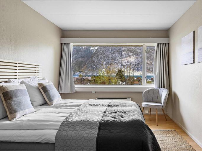 Bedroom 4, Eidfjord Hotel, Eidfjord