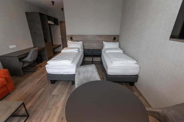 Bedroom 4, Hotel Halond, Akureyri