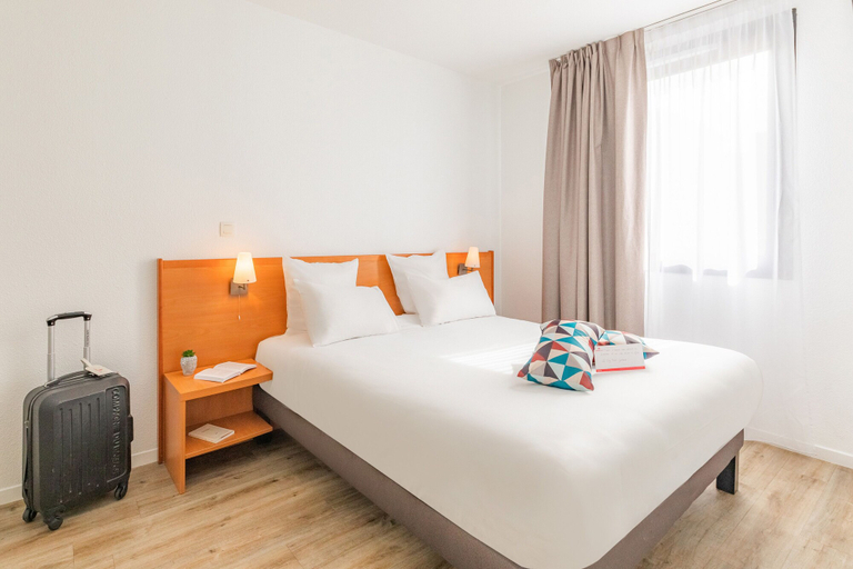 Bedroom 3, Appart’City Confort Lyon Gerland, Rhône