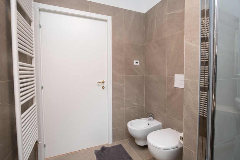 Bathroom 4, Il Podere del Bardo, Brescia