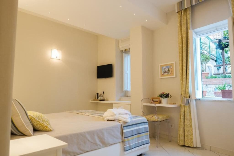 Bedroom 3, Villa Carlotta Minori, Salerno