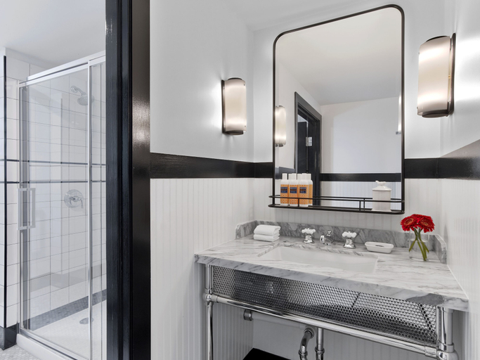 Bathroom 5, Hotel Revival Baltimore, Baltimore