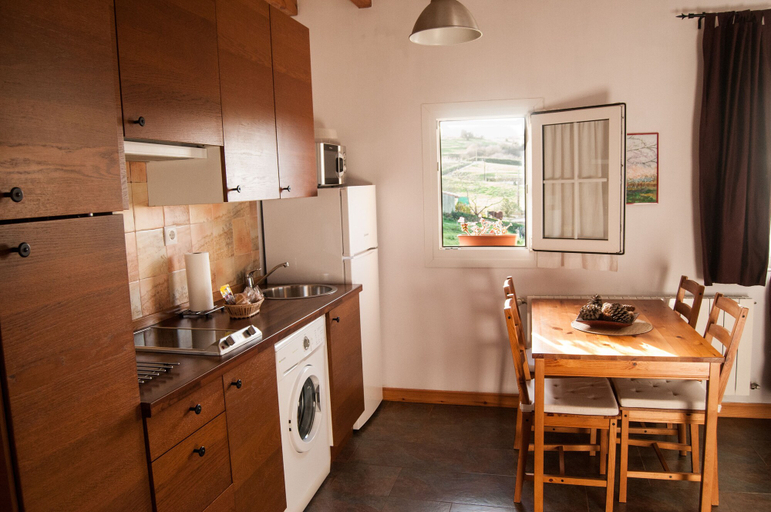 Others 5, Apartamentos Corona, Cantabria