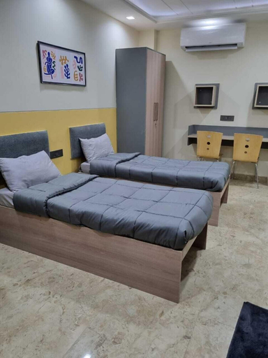 Bedroom 2, Covie East Of Kailash 52, Delhi