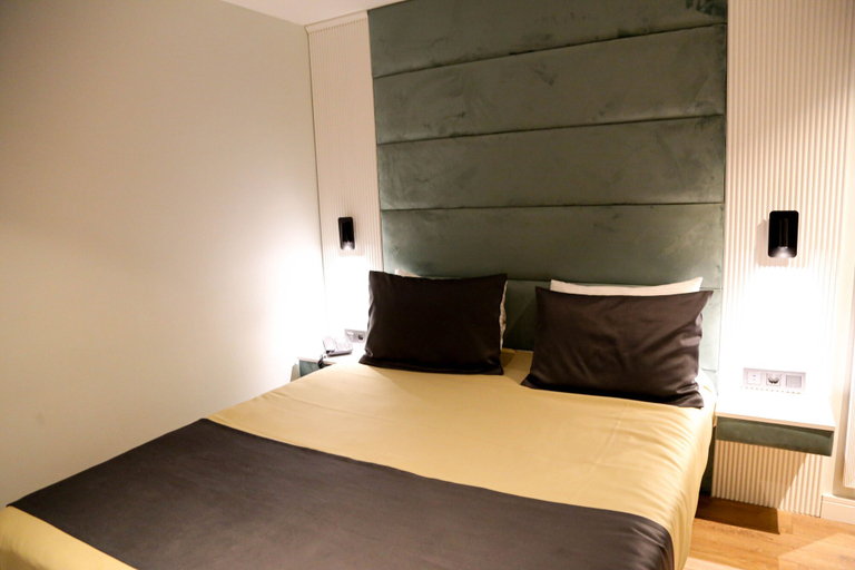 Bedroom 2, Axu Airport Hotel, Arnavutkoy