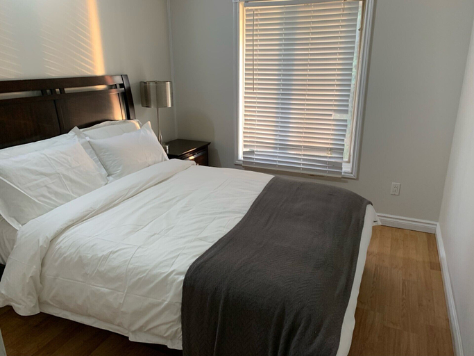 Bedroom 3, Myriad Fins Cottage and Marina, Kawartha Lakes