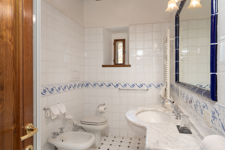 Bathroom 3, Villa Castelluccio by Geco Vacation Rentals, Arezzo