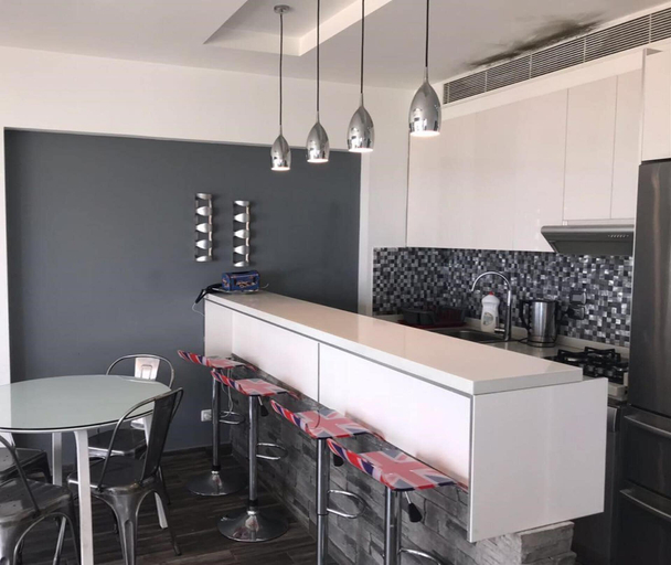 Private kitchen, Chalet in Siwar, 3 min From Le Royal Hotel, Rimal, Kasrouane